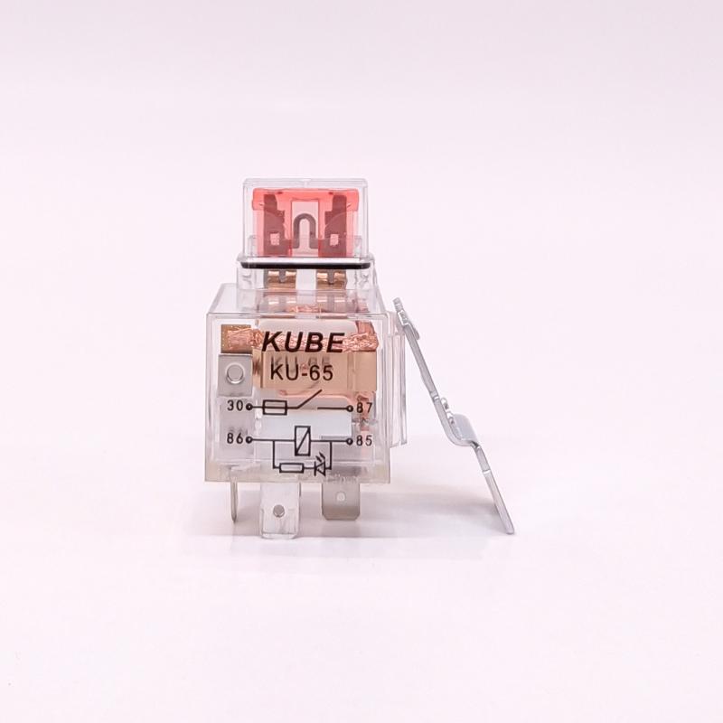 UNIVERSAL 4T 12V 50 AMPER CON LED INDICADOR Y FUSIBLE