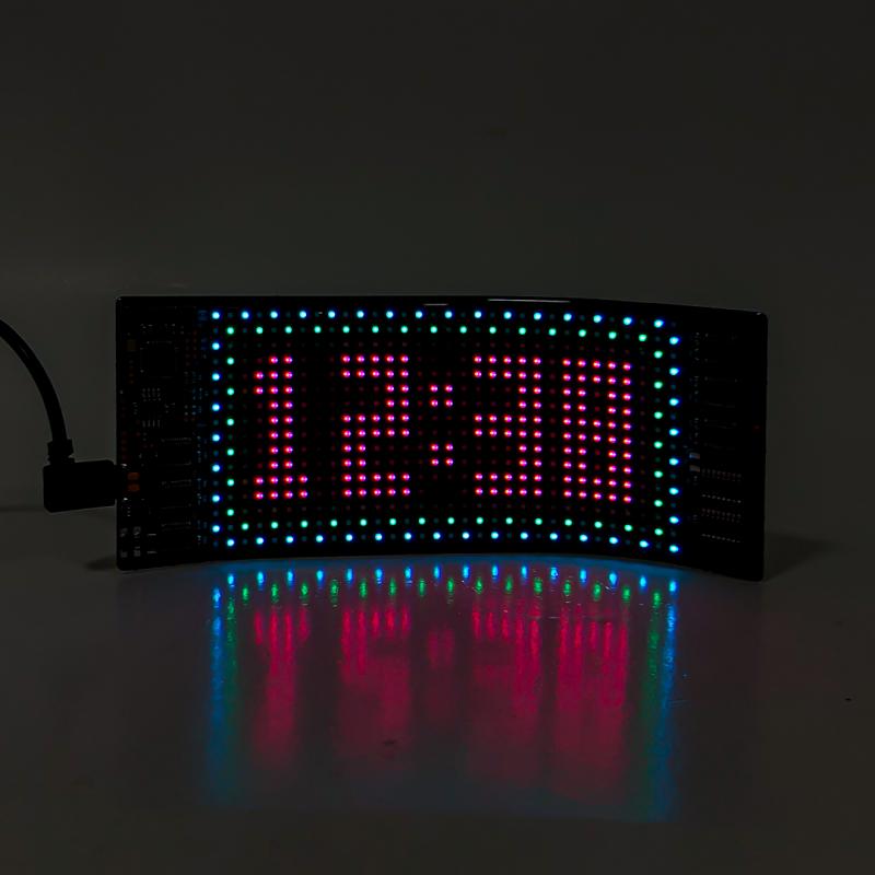 PANEL RGB PARA USO EN PARABRISAS O LUNETA l 16*32 PIXELES MEDIDAS 7 X 17.3 cm 12V / 24V CONEXION USB BLUETOOTH CON APP Y CONTROL REMOTO