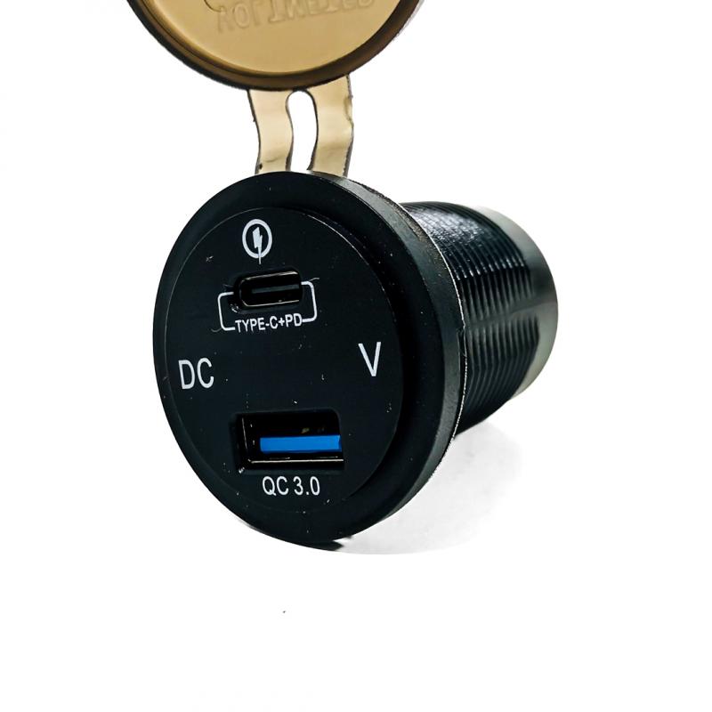 TOMA DE CONEXION CON PUERTO USB / TIPO C 3.1AMP Y VOLTIMETRO PARA 12V / 24V POTENCIA MAXIMA 100 WATTS . INCLUYE KITS DE CABLES DE CONEXION. PESO 57 GRS MEDIDAS 4 CM X 4 CM X 6.2 CM